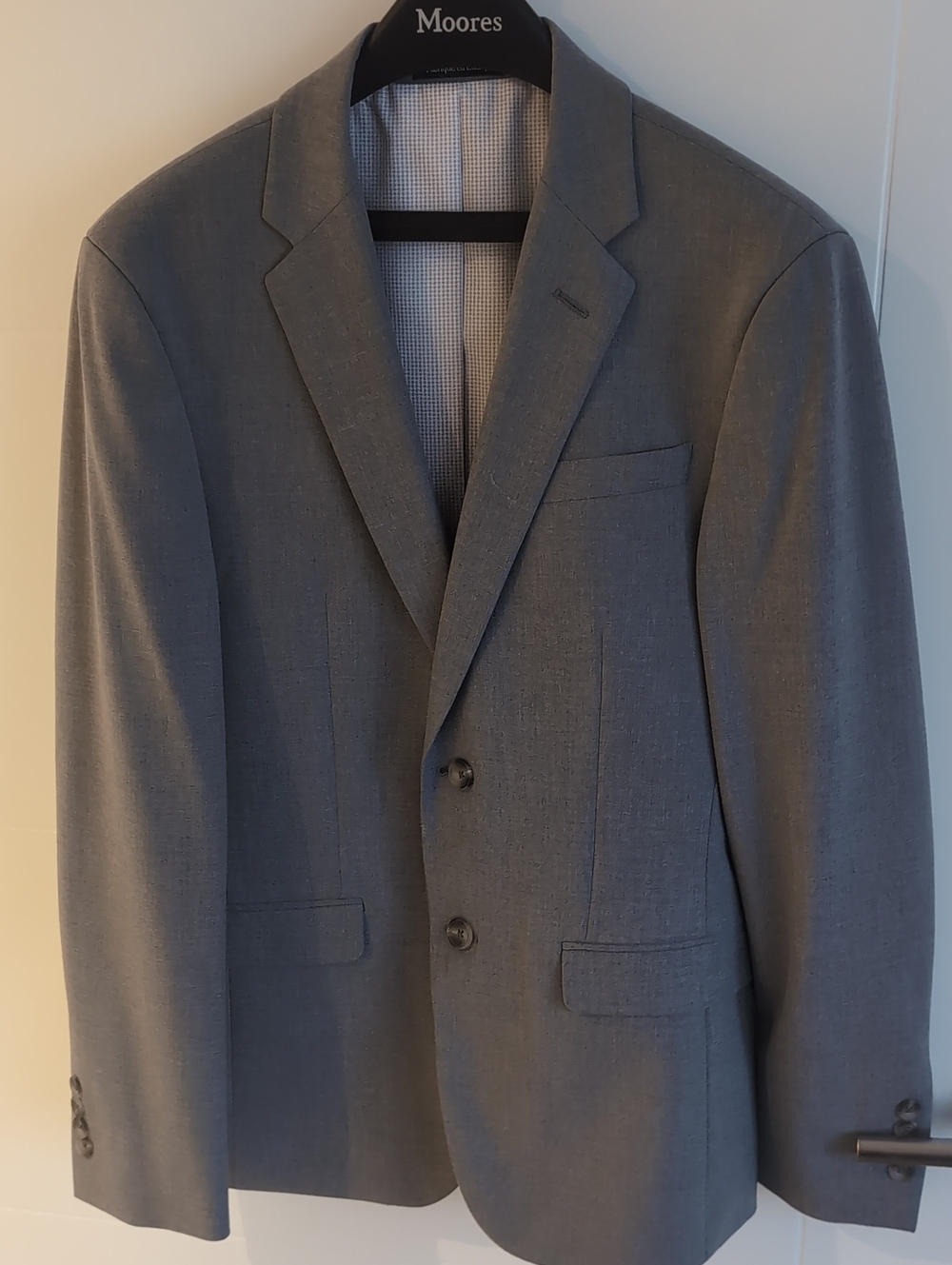 Egara Men's Light Grey Suit Jacket Blazer | 36 Short | Excellent Condition